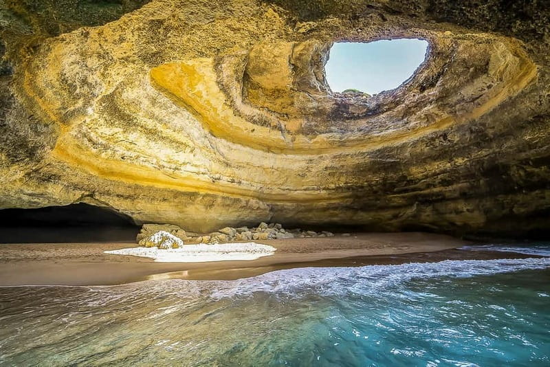 Portimão: Benagil Caves Speed Boat Tour with Sunset Option - Safety Briefing, Life Jackets, and the Cave Rules (Read This Part Closely)