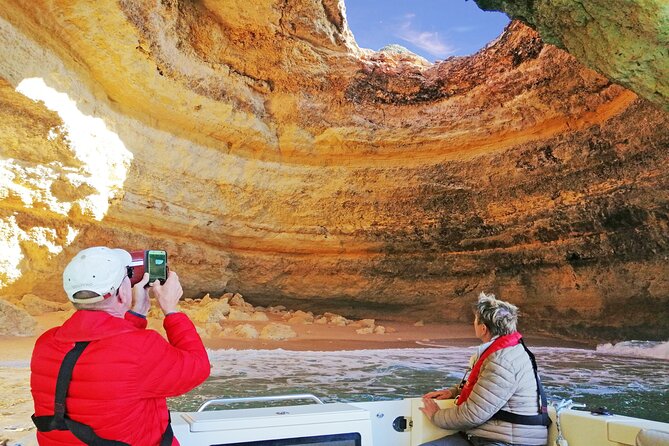 Portimão: Benagil Caves Speedboat Tour - Portimão to Benagil in about 90 minutes, what the timing really buys you