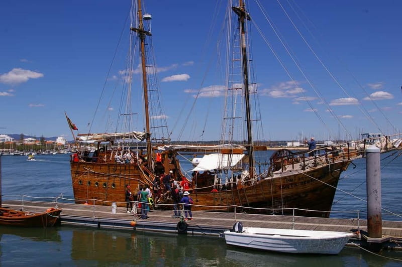 Portimão: Boat Trip by Sailing Boat to Lagos Cape Caves - Setting Off From Portimão on the Santa Bernarda Pirate Ship
