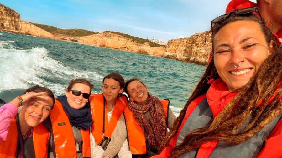 Portimão: Carvalho & Marinha Beach, Benagil Cave Boat Tour - The captain’s warm-up route: Ferragudo, lighthouses, and cliff villages