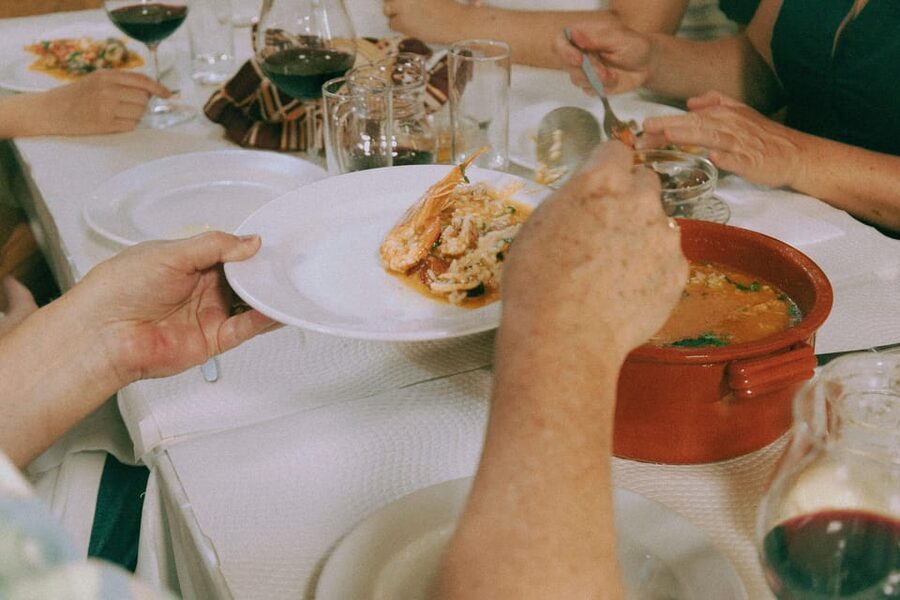 Portimão: Guided Local Food Tour - Stop 2: café time plus the market visit for real ingredient context