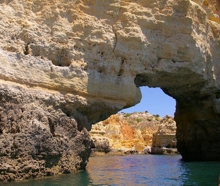 Portimão: Pirate Ship Cave Cruise - Carvoeiro and Algar Seco: why this stretch looks better from the sea