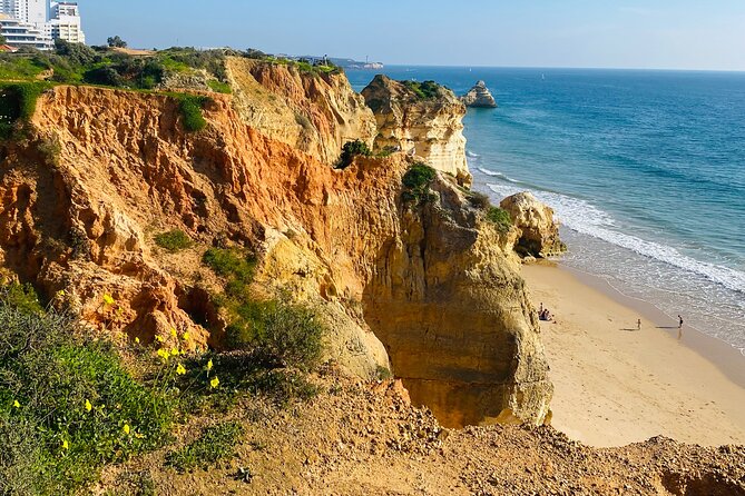 Portimão sightseeing guided tour on e-bikes - Stop 7: Fortaleza de Santa Catarina and the Ferragudo View Across the Arade