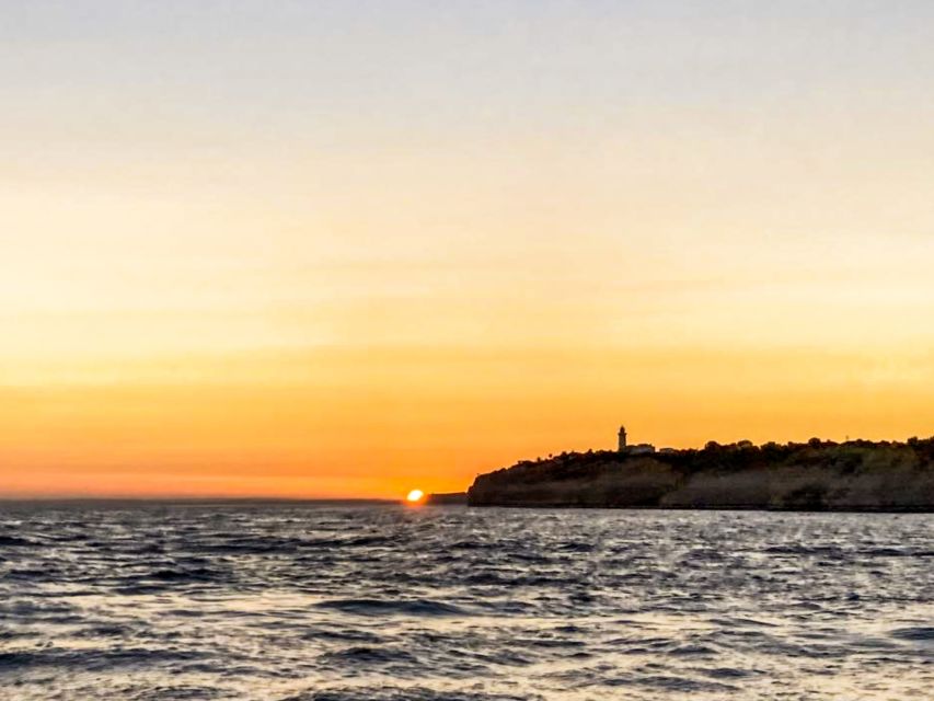 Portimão: Sunset Cruise to Benagil Cave - Comfort, timing, and photo reality on a small boat