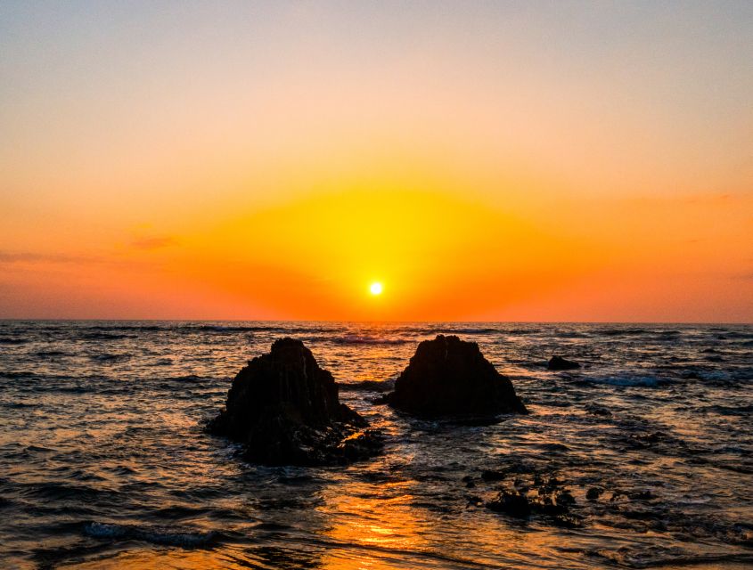 Portimão: Sunset Cruise to Benagil Cave - Who this Portimão to Benagil sunset cruise fits best