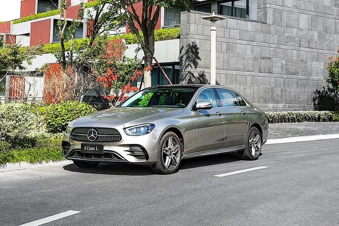 Portugal Faro Airport (FAO) Private Transfer to Faro City/Hotels - How the driver meets you: contact info and meeting point