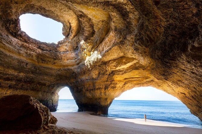 Portugal Faro Airport (FAO) Private Transfer to Faro City/Hotels - Luggage rules: the part you should check before you pack