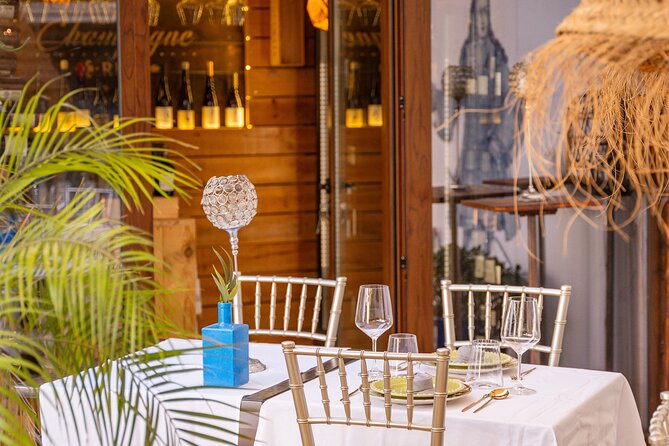 Portuguese Wine Tasting& Tapas in the heart of Faro - Stop 2 (10 minutes): a quick food tasting break that keeps energy up