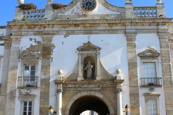 Private Arrival Transfer: Faro Airport to Algarve Hotels - What the Ride Feels Like: Private, Air-Conditioned, Professional (Mostly)