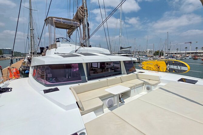 Private Catamaran Cruise with Drinks and Snacks - The 7-hour route: how the pacing works on the water