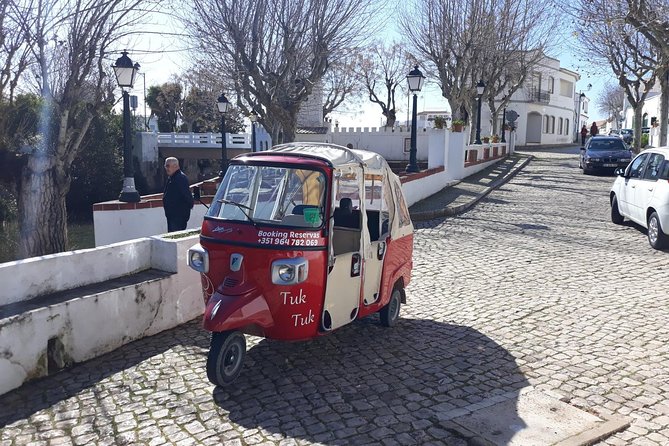 Private-Guided Tuk Tuk Country Side Tour - Fonte Grande Pool and Water Source, Plus the Included Admission