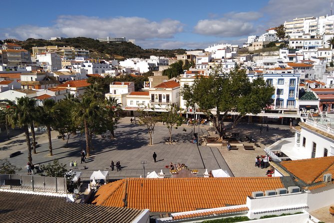 Private Guided Tuk-Tuk Tour with Pick-Up and Drop-Off of Albufeira - Coastal photo views and beach drives: where the tuk-tuk earns its keep