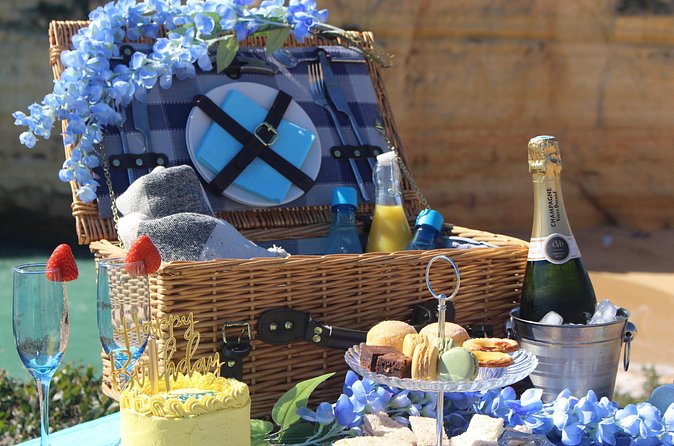 Private Luxury Clifftop High Tea Picnic Algarve Portugal - Photos without the awkward pause: how Zoë helps you keep the moment