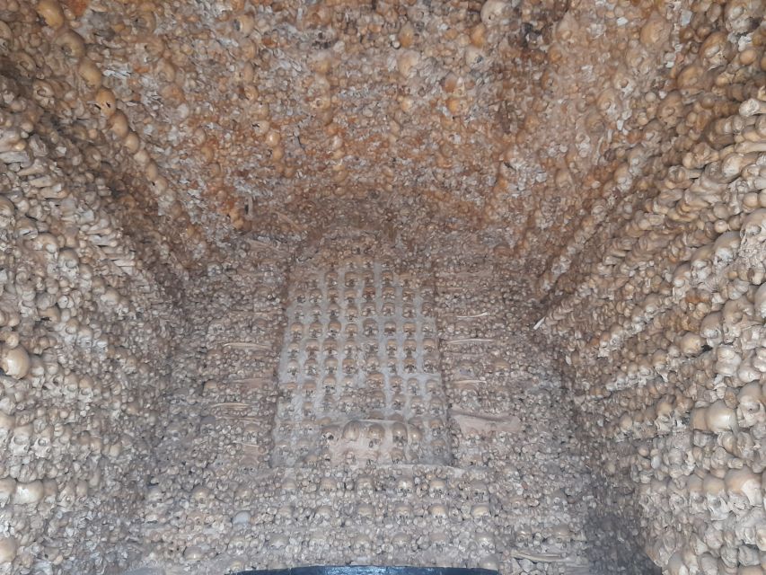 Private Tour to Silves Castle Whith Algarvian Wine Tasting - From your Algarve hotel to medieval Silves, without the hassle