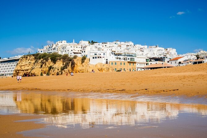 Private Transfer from Faro Airport to Albufeira - Finding your driver at Faro Airport, Café Central