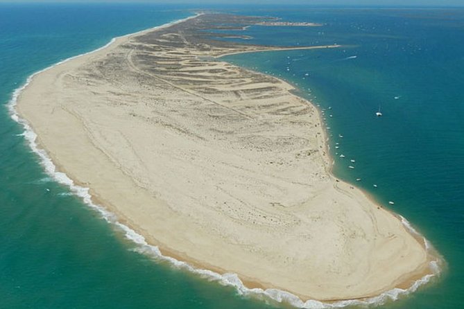 Ria Formosa - Boat trip to the 3 Islands: Armona | Culatra Island | Lighthouse - Stop 2: Culatra Island, your lunch window and island feel