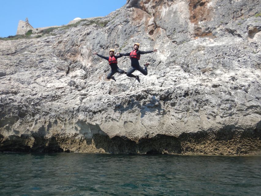 Sagres: Coasteering - Swimming, Cliff Jump & Rock Climbing - Rock climbing and scrambling: the challenge that turns fear into control