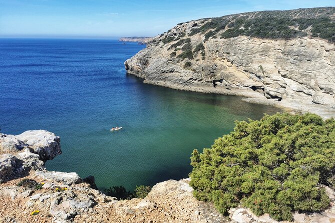 Sagres: Praia Da Ingrina Caves Guided Kayaking Tour - Paddling skills, wind, and who this tour fits best