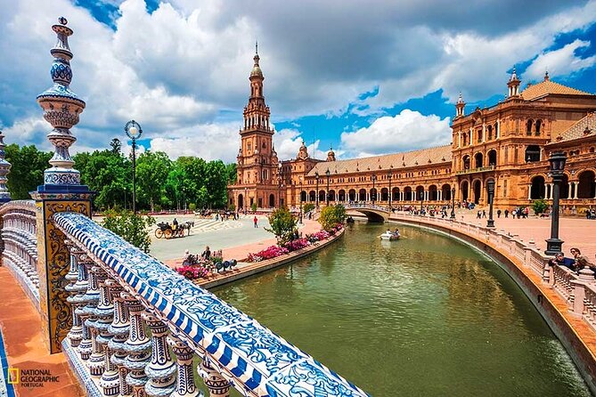 Seville, Cathedral, Giralda and Real Alcazar From Algarve - Seville Cathedral: One Place, Three Stories