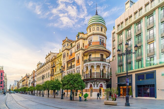 Seville Private Guided Tour from Algarve - Plaza de España: Tiles, the Semi-Circular Building, and Photo Time