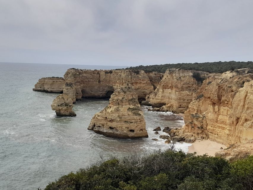 Silves Castel and Algarve Cliffs Coast Private Tour - Marinha Beach cliffs: where the photos are easy and the walk feels good