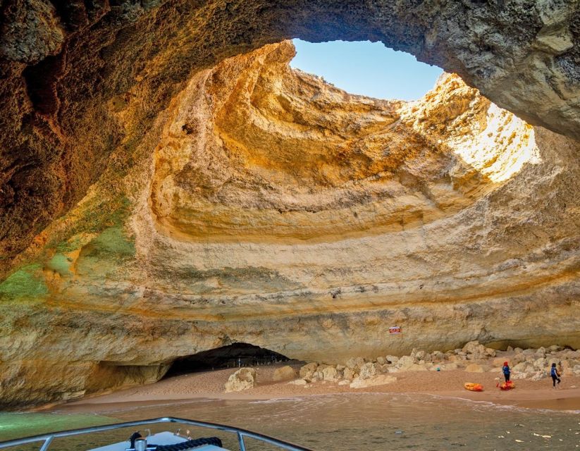 Special 2 Hours Tour to Benagil Cave From Armação de Pêra - The sea-only beach landing: why it feels like a private moment