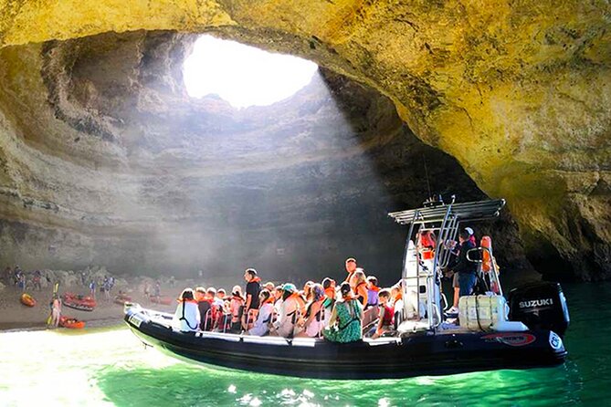 Sunrise Benagil Full Caves Tour - Comfort, group size, and who this tour fits