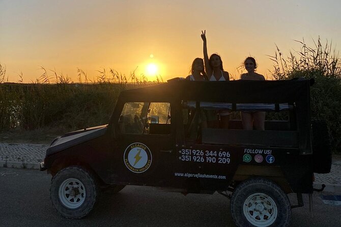 Sunset Beach Safari w/ Champagne & Chicken Piri Piri Dinner - Guides like Cody, Artur, and Diaz make the evening