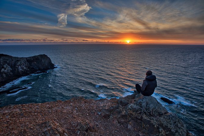 Sunset off-road Algarve Natural Park West Coast secret spot tour - Sunset from the cliffs: wine, pastel de nata, and the real payoff