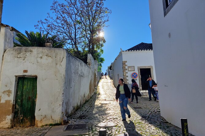 The Essential Algarve Relocation Tour! - Price and value: $288.99 per person, what you are really paying for