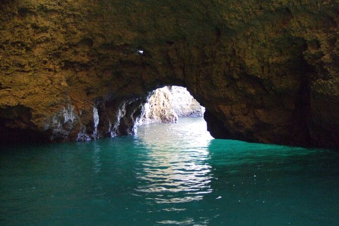 Tour to inside the Caves /Grottos the Ponta da Piedade -Lagos - Key Points That Matter Before You Go