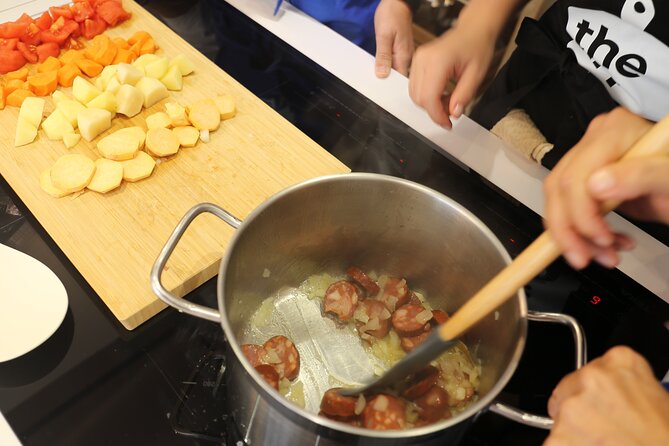 Traditional Portuguese Cooking Class: Grandma’s Secrets & Recipes - The meal part: lunch, wine, and a digestif to end the Sunday right