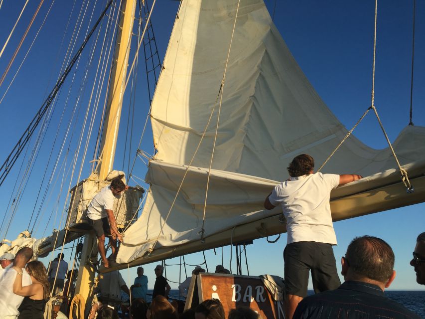 Vilamoura: Algarve Coast 3-Hour Sailing Cruise With Open Bar - Setting Sail From Marina de Vilamoura
