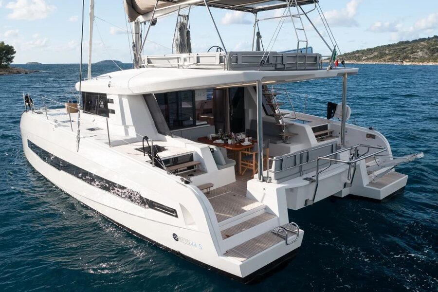 Vilamoura: Algarve Half-Day Private Catamaran Charter - Tips to Make the Most of Your Half-Day at Sea