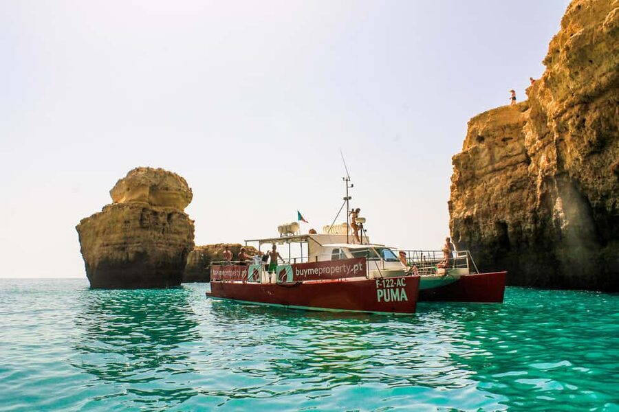 Vilamoura: Benagil Cave Boat Trip with Beach BBQ and Kayak - Practical tips so your day runs smoothly