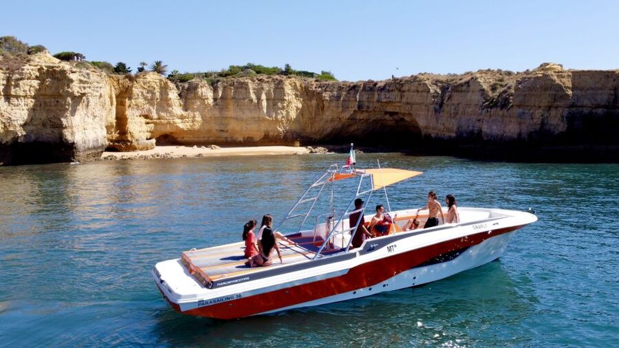 Vilamoura: Private Hire 3 hours to Benagil Cave - The 3-hour Algarve cruise: how you’ll actually spend your time