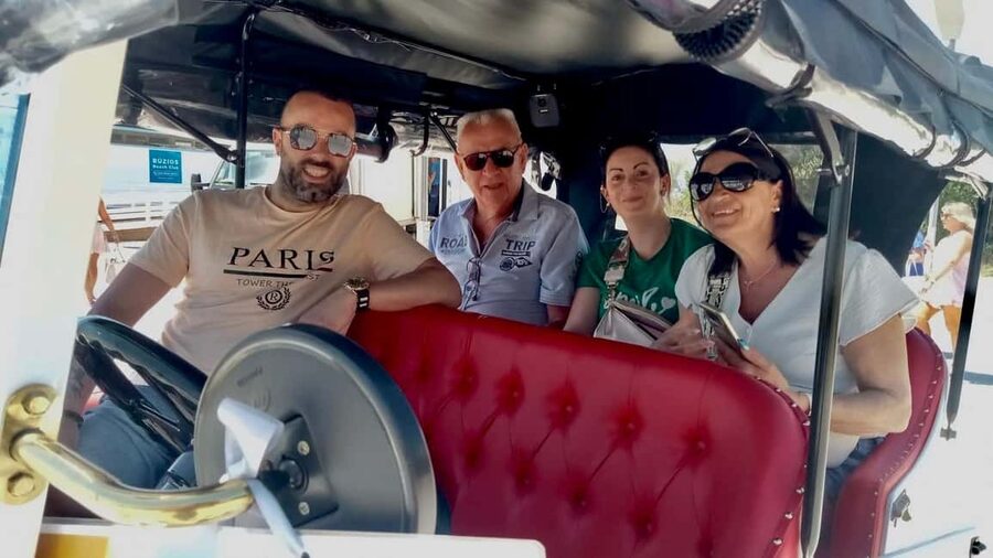 Vilamoura´s amazing Tour on Ecologic Classic's car - Your guide and the small details that make it feel personal