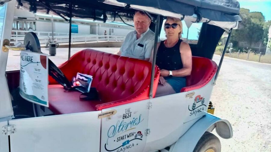 Vilamoura´s amazing Tour on Ecologic Classic's car - Falésia Beach area: where the coast does the talking