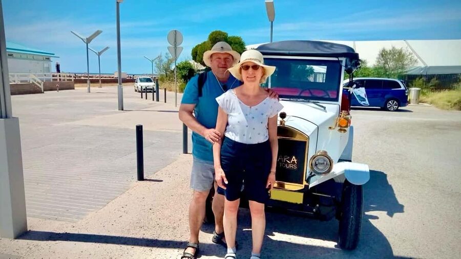 Vilamoura´s amazing Tour on Ecologic Classic's car - Marina Avenue and Marina Beach: the postcard stretch