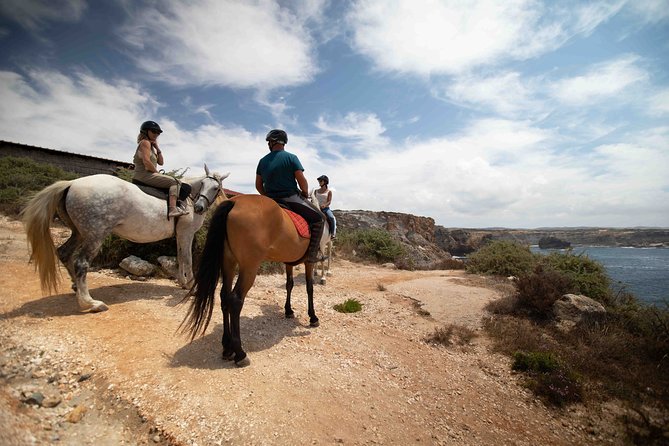 Welcome to Carrapateira Horse Riding Tour - What to wear and bring so you feel good on the saddle