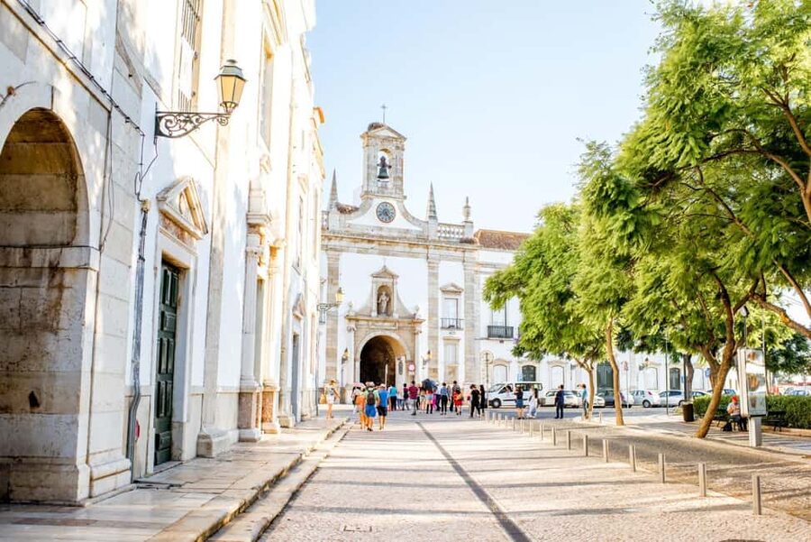 WINE TASTING & TAPAS IN THE HEART OF FARO - Start Where Faro Locals Shop, Near the Municipal Market