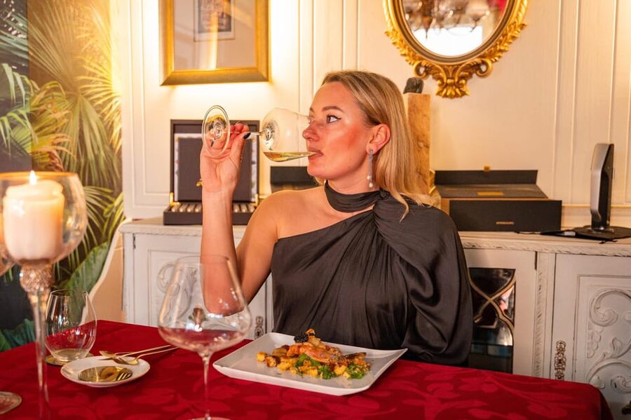 WINE TASTING & TAPAS IN THE HEART OF FARO - The Wine Lesson: Portugal’s Regions Explained Through at Least Five Wines