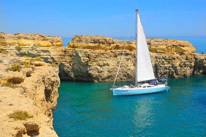 Yatch FINISMAR: 3hours Sailing to Benagil - Benagil caves: set expectations so you do not feel shortchanged
